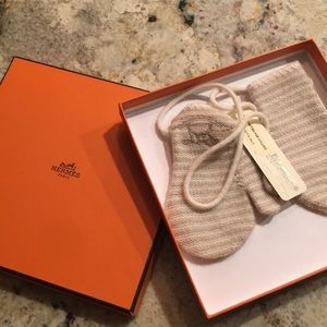 Hermès baby mittens authentic
